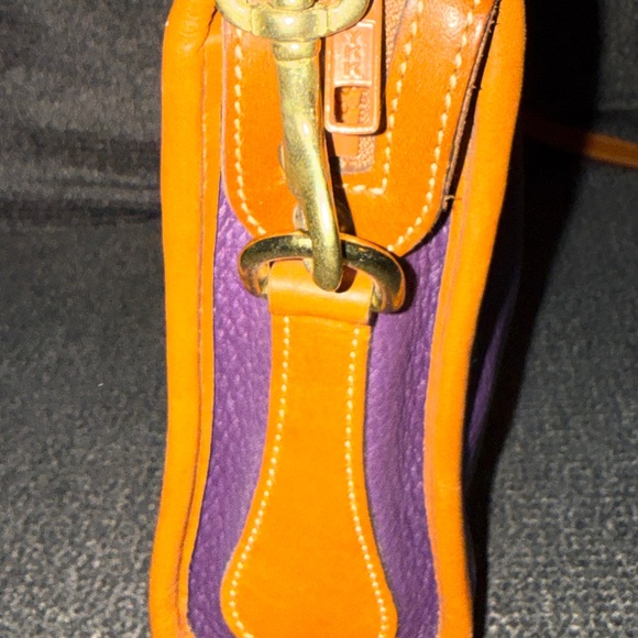 Dooney and Bourke R20 Zipper Clutch - Picture 4 of 15